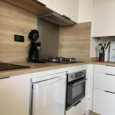Deux-pieces Avec Loggia, 1 Chambre, Proche - Fr-1-750-7 * Canet-en-Roussillon